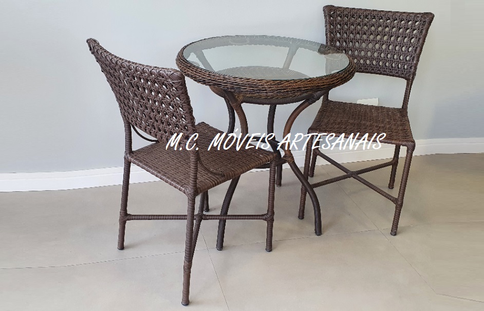 Conjunto de Mesa e Cadeira para Varanda e Área Externa em Corda Náutica,  Fibra Sintética, Natural , Vime, Junco, Rattan e Apuí